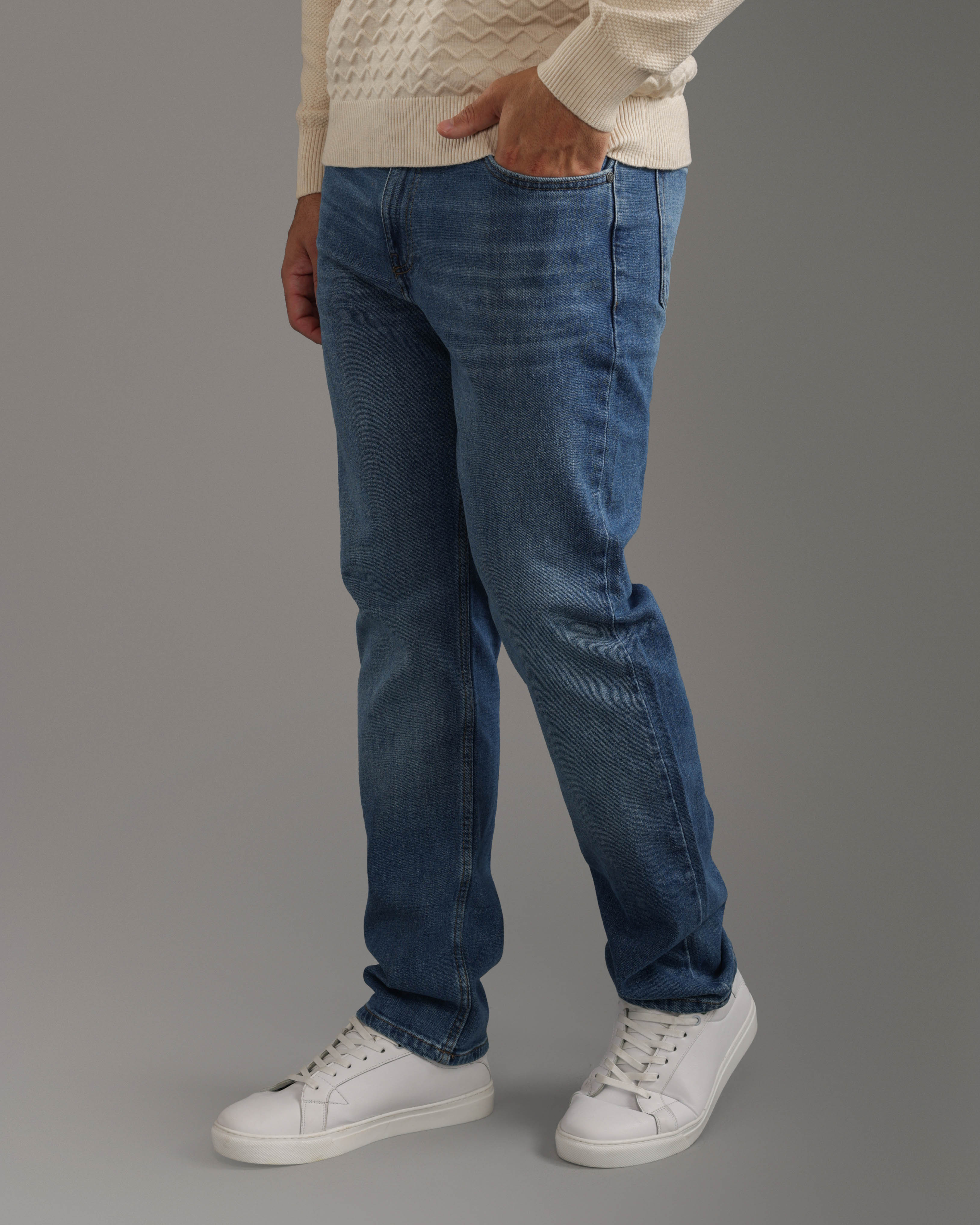Light Wash Regular Fit Jeans