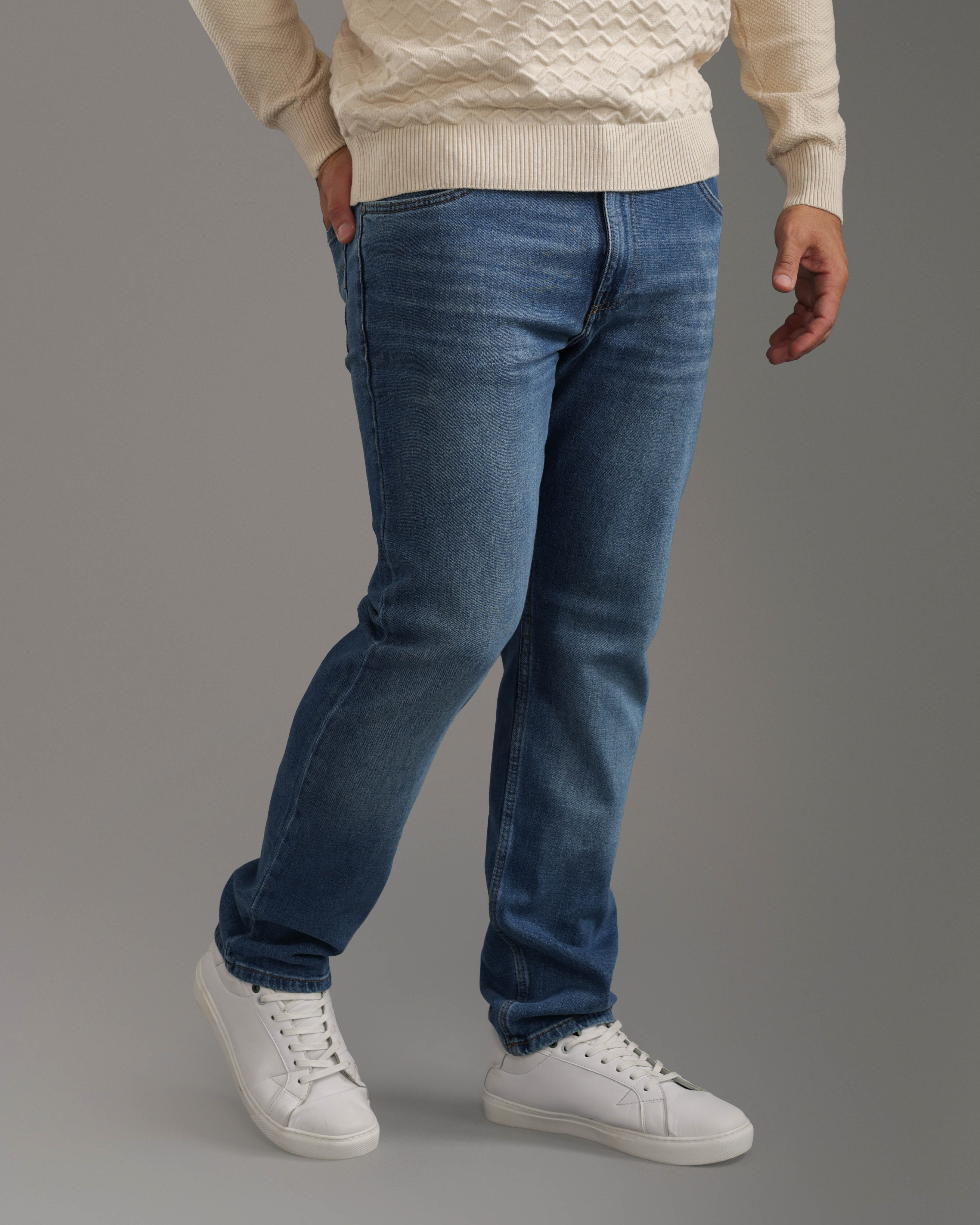 Light Wash Regular Fit Jeans