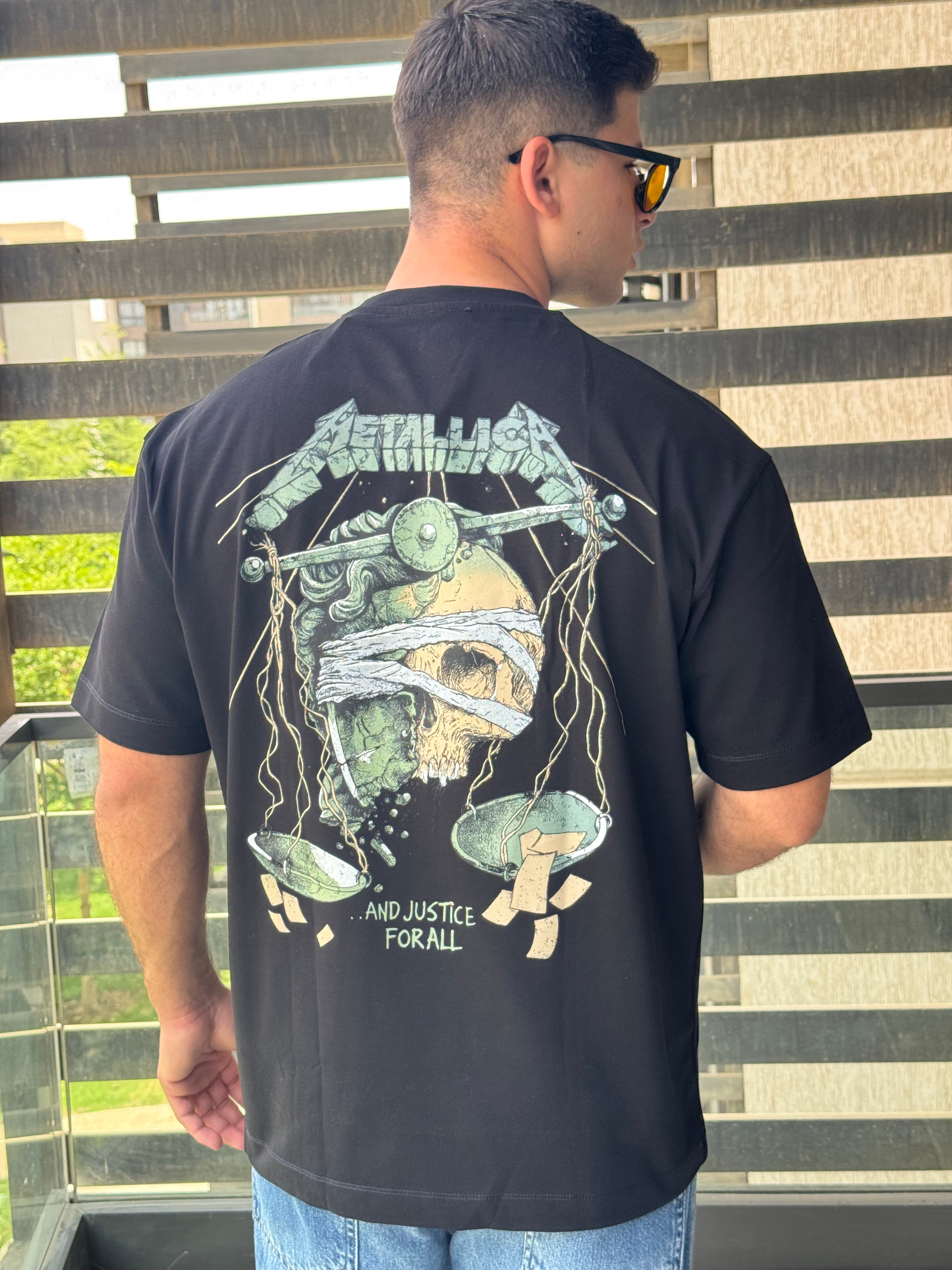 TORINESE "Metallica Justice" Vintage Graphic Oversize Tee Collection