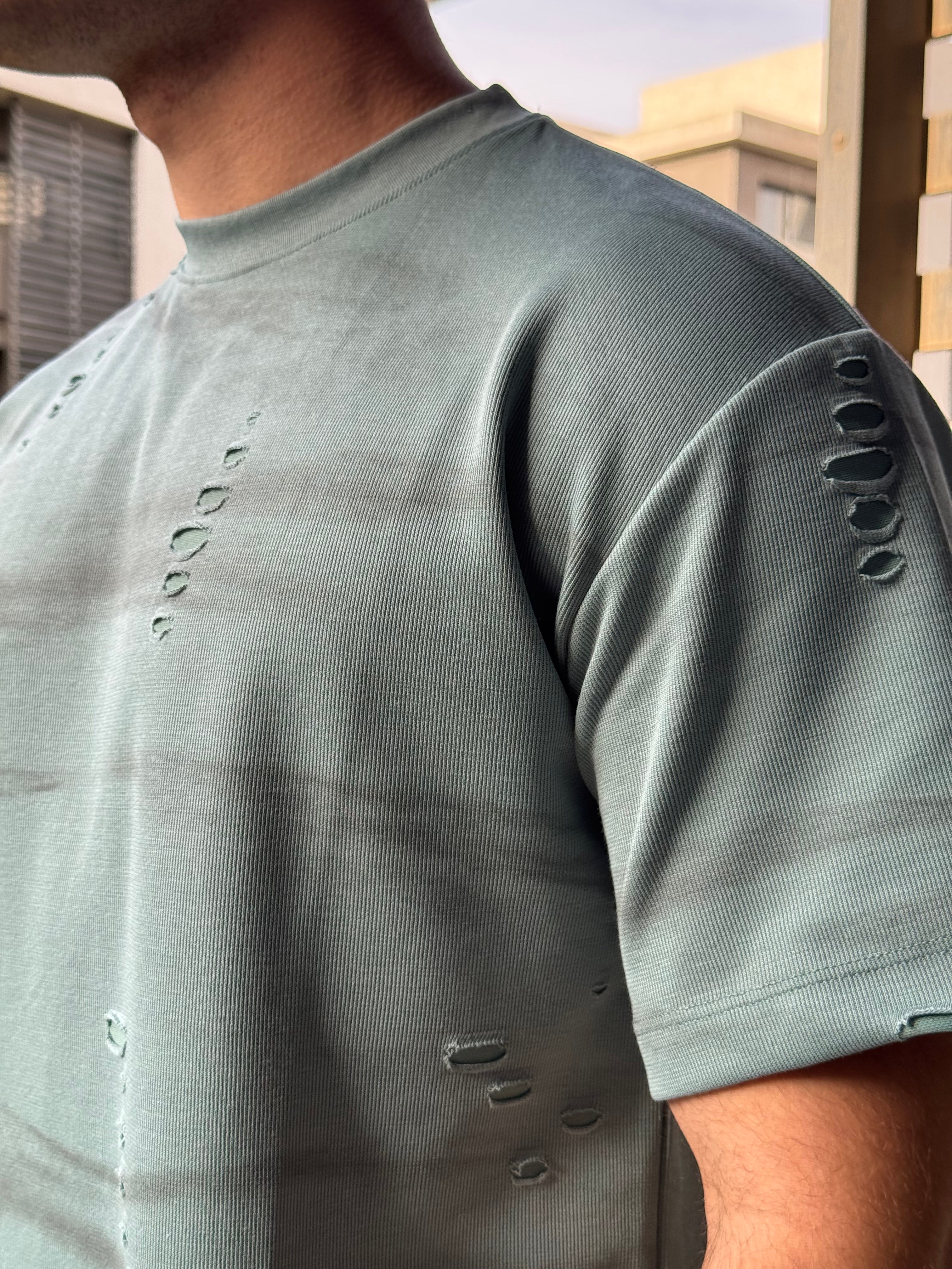 TORINESE "MEDM" Raw-Edge Cutting Oversize Tee Collection