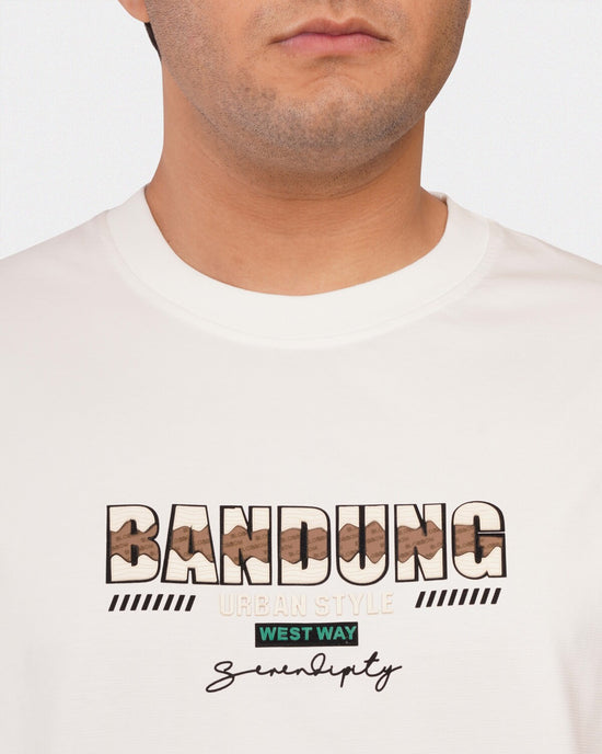 TORINESE "Bandung Ivory" Graphic Oversize